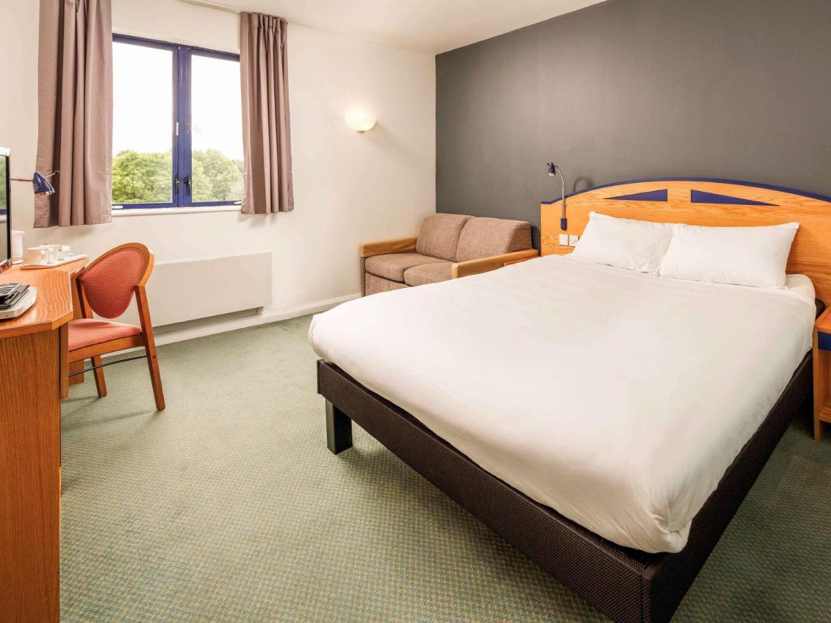 Ibis Chesterfield North - Barlborough Экстерьер фото