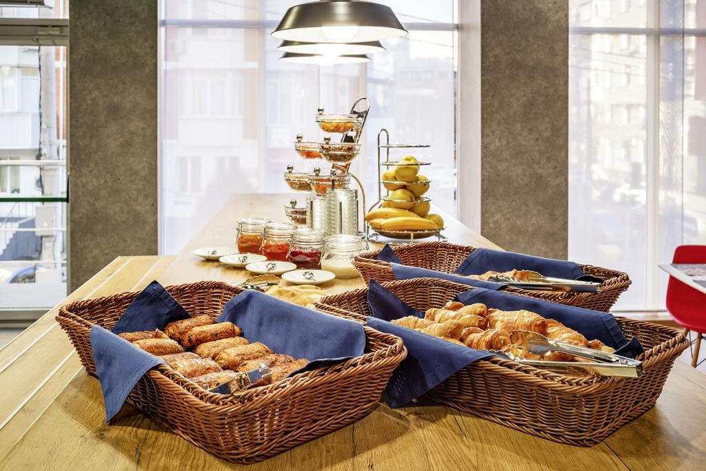 Ibis Chesterfield North - Barlborough Экстерьер фото