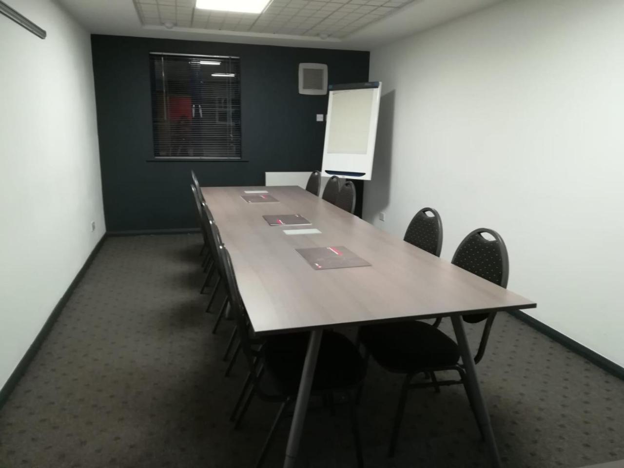 Ibis Chesterfield North - Barlborough Экстерьер фото