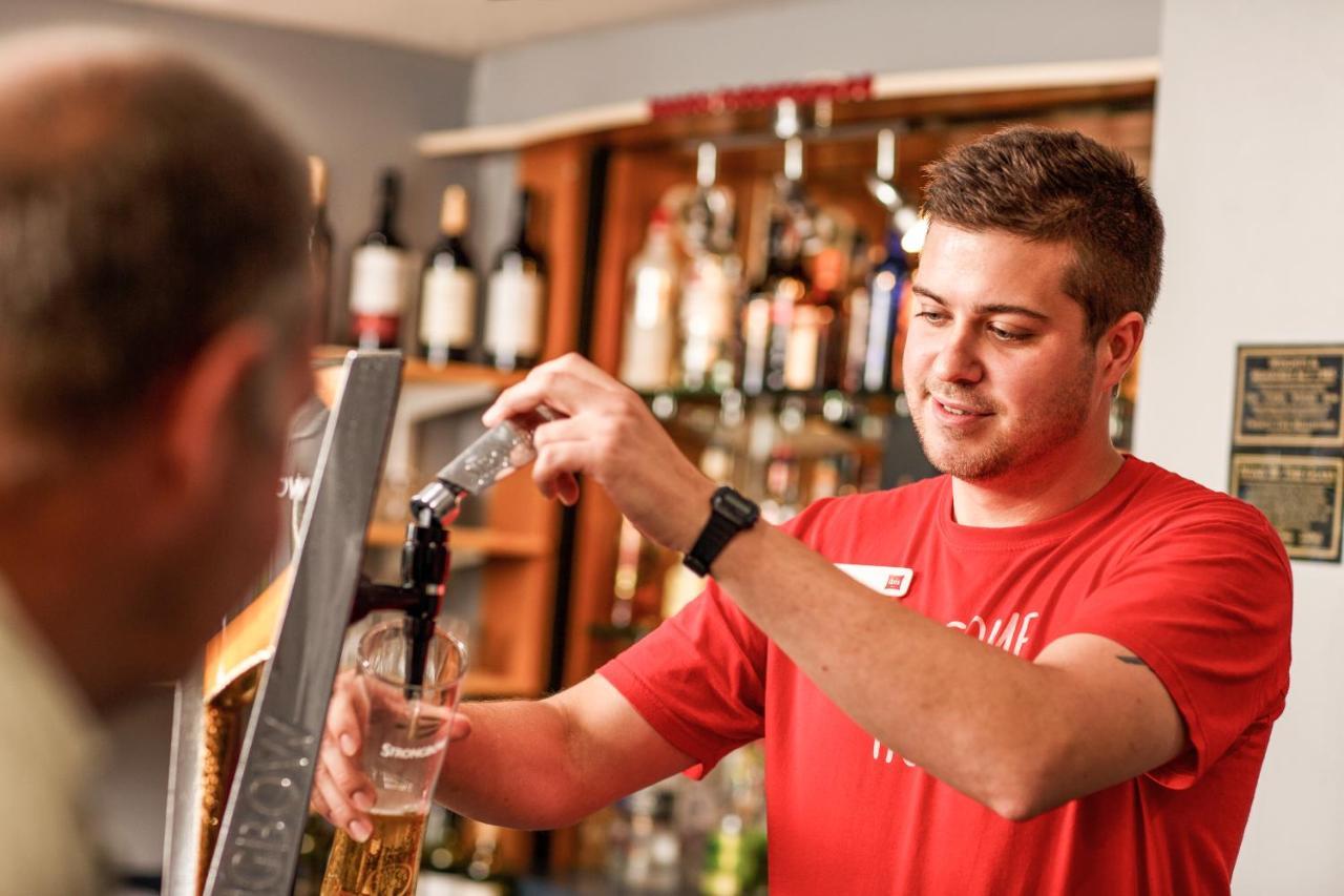 Ibis Chesterfield North - Barlborough Экстерьер фото